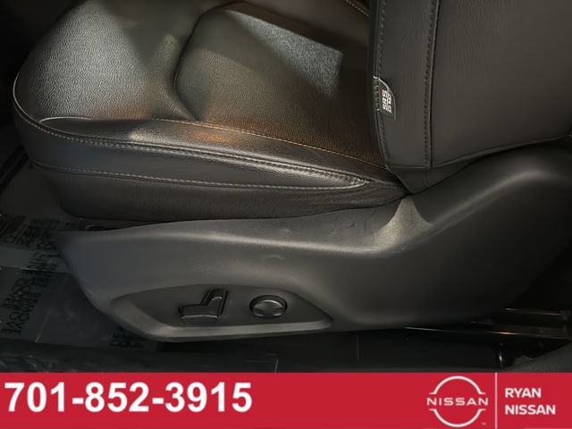 Used 2024 Jeep Compass Limited AWD/4WD image 35