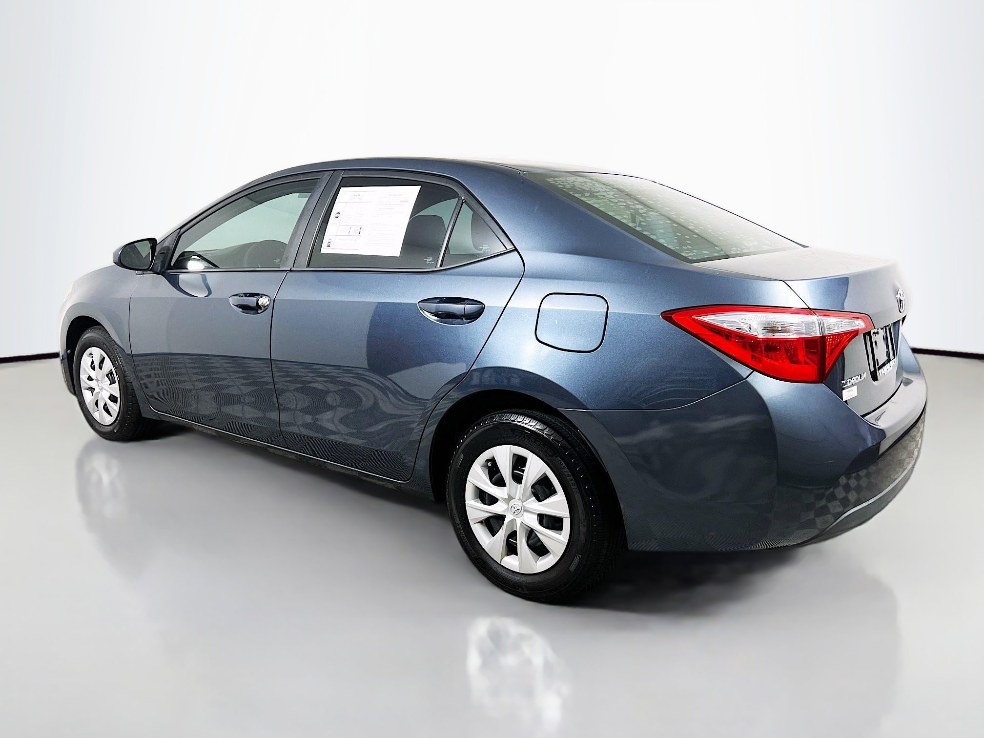 Used 2016 Toyota Corolla L image 8