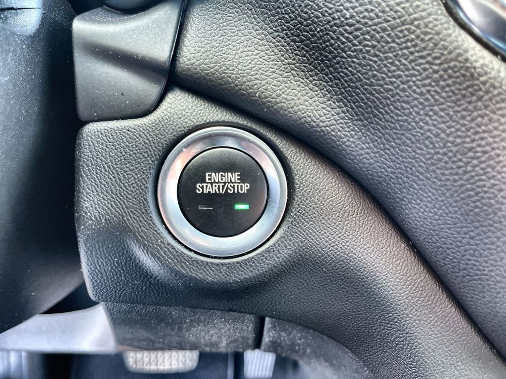 Certified 2022 Chevrolet Equinox LT AWD/4WD image 16