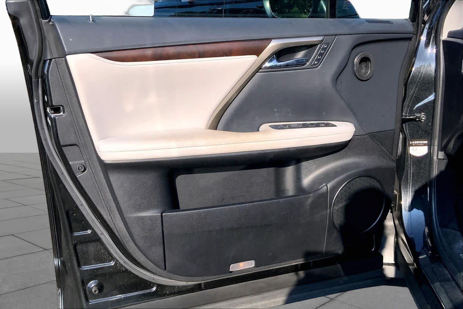 Certified 2022 Lexus RX 450h AWD w/ Premium Package image 22