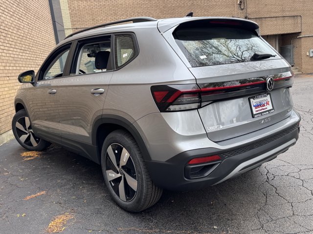 New 2025 Volkswagen Taos S image 15