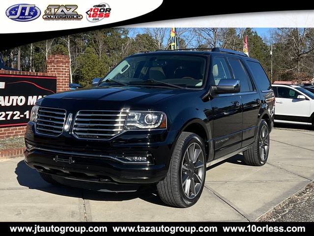 Used 2017 Lincoln Navigator Reserve AWD/4WD image 3