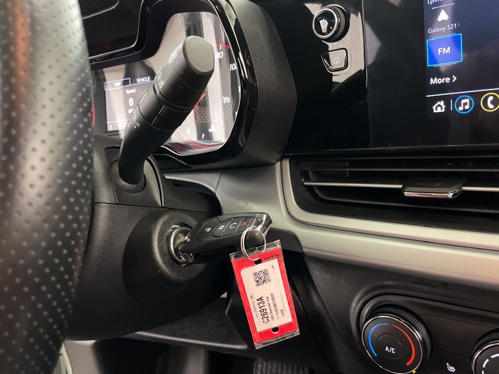 Certified 2024 Chevrolet Trax RS w/ Driver Confidence Package FWD image 26