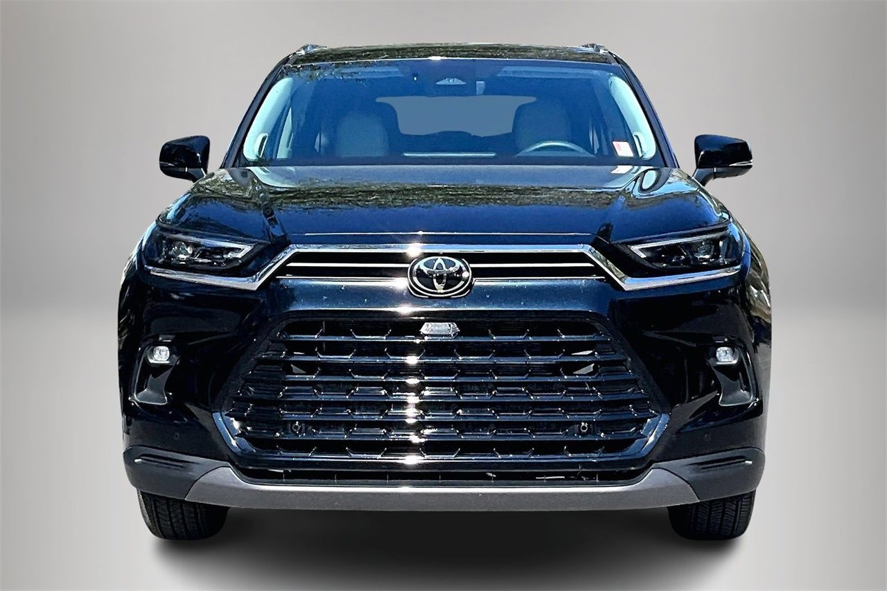 Used 2025 Toyota Grand Highlander AWD Hybrid image 3