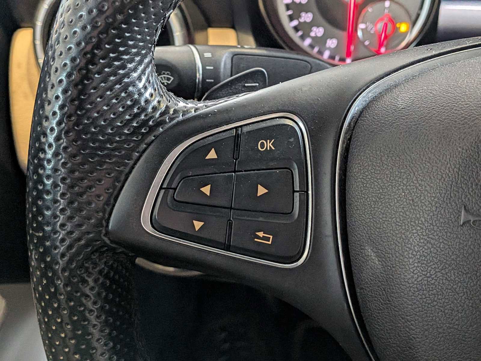 Used 2015 Mercedes-Benz CLA 250 image 22