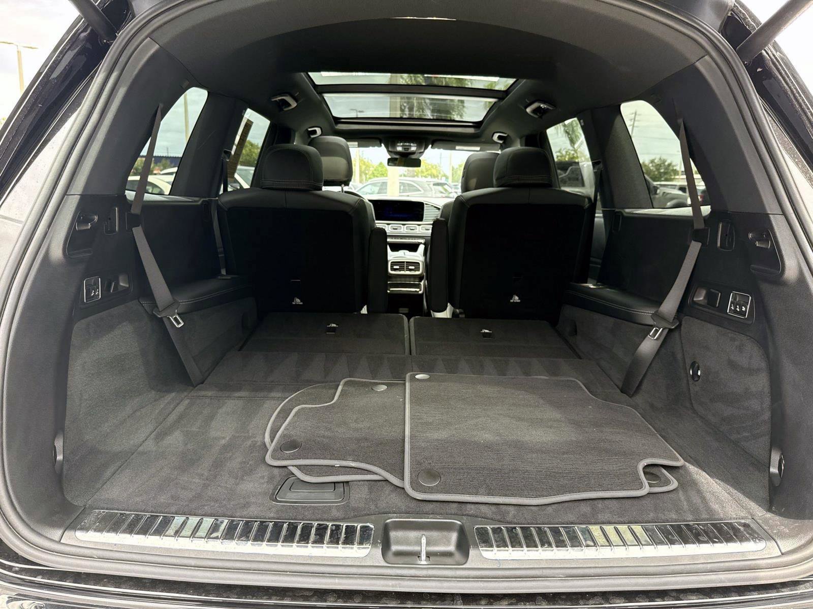 Certified 2025 Mercedes-Benz GLS 450 4MATIC image 10