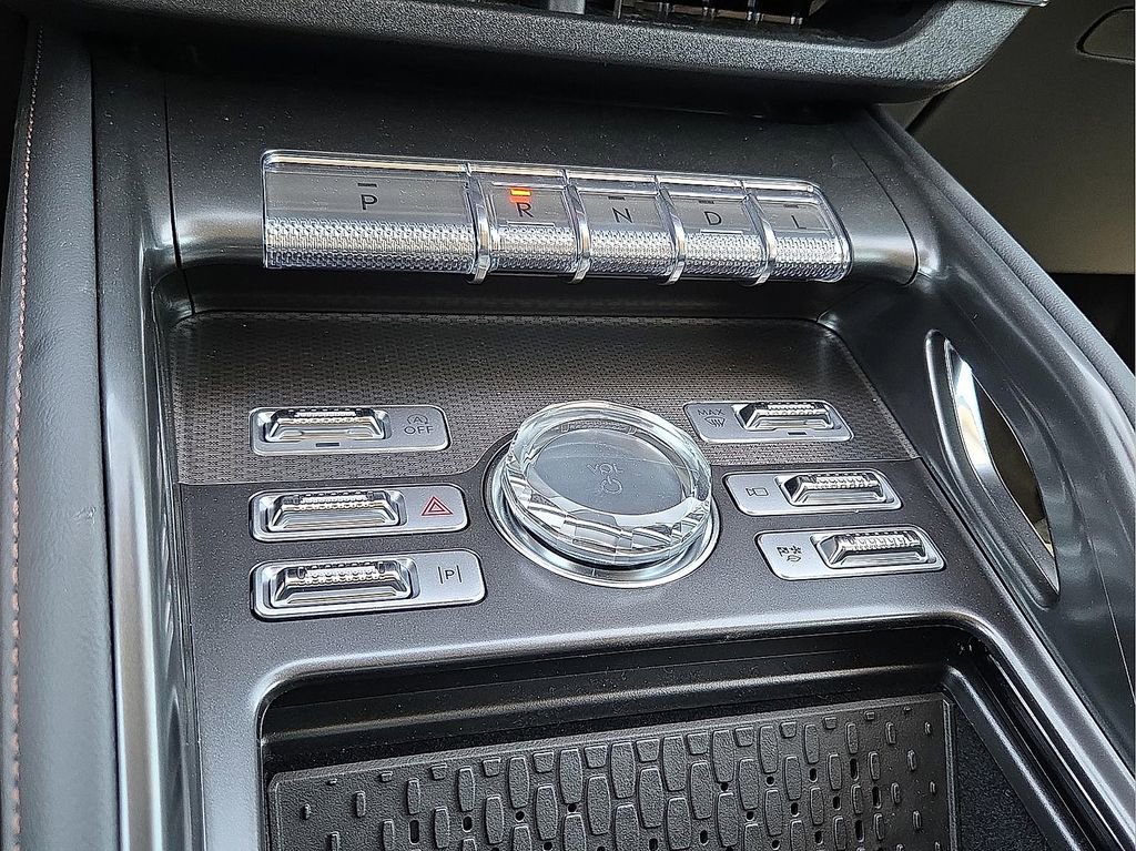 New 2026 Lincoln Nautilus Premier AWD/4WD image 19