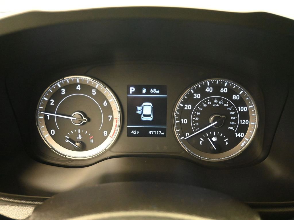 Used 2020 Hyundai Venue SEL image 12