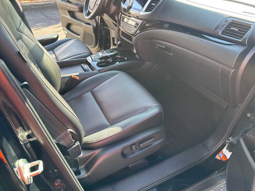 Used 2020 Honda Ridgeline Black Edition image 23