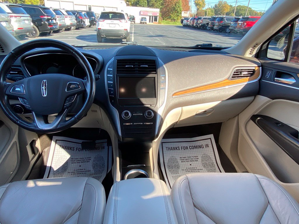 Used 2019 Lincoln MKC Select w/ Select Plus Package AWD/4WD image 13