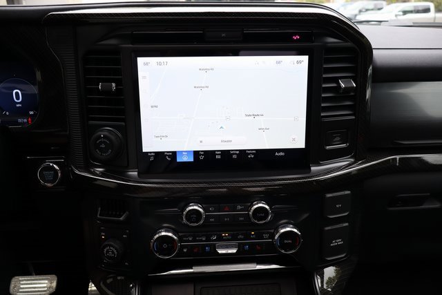 New 2025 Ford F150 Lariat w/ Equipment Group 502A High image 34