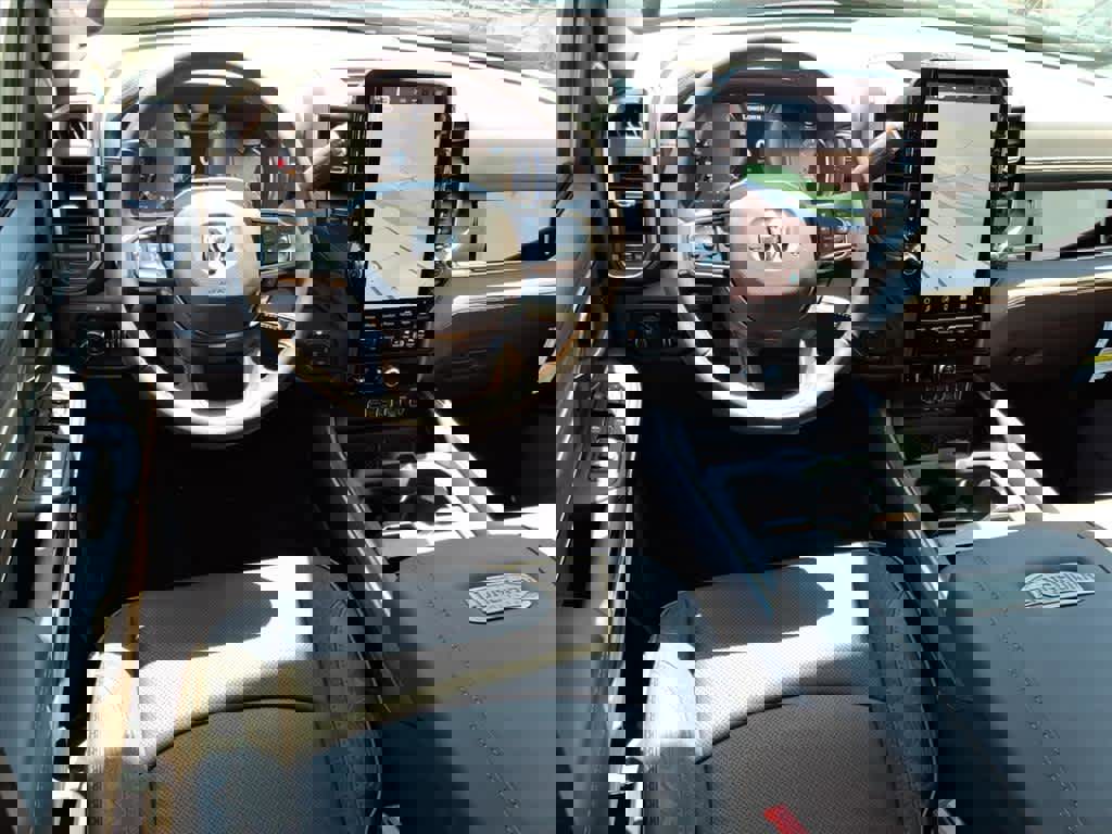 New 2026 RAM 3500 Longhorn image 14