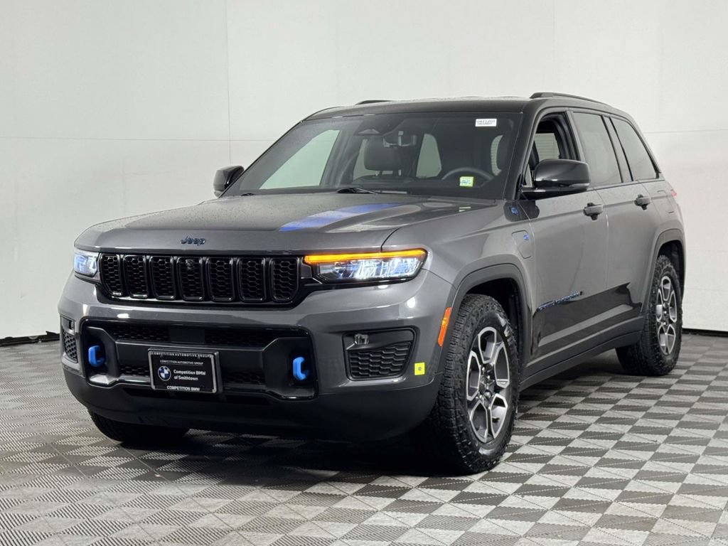 Used 2024 Jeep Grand Cherokee Trailhawk w/ Luxury Tech Group III AWD/4WD image 7