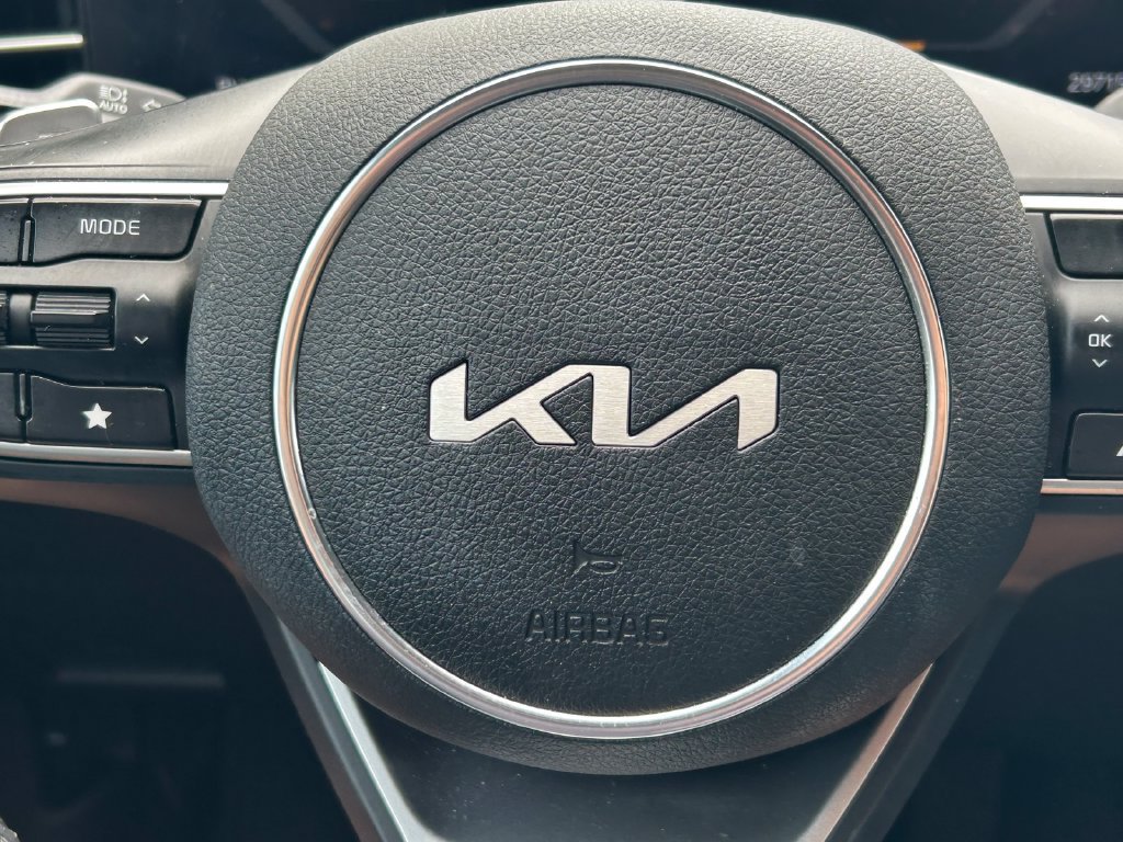Used 2025 Kia K5 GT w/ GT1 Package FWD image 38