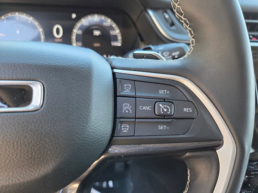 Used 2021 Jeep Grand Cherokee L Laredo w/ Luxury Tech Group I image 30