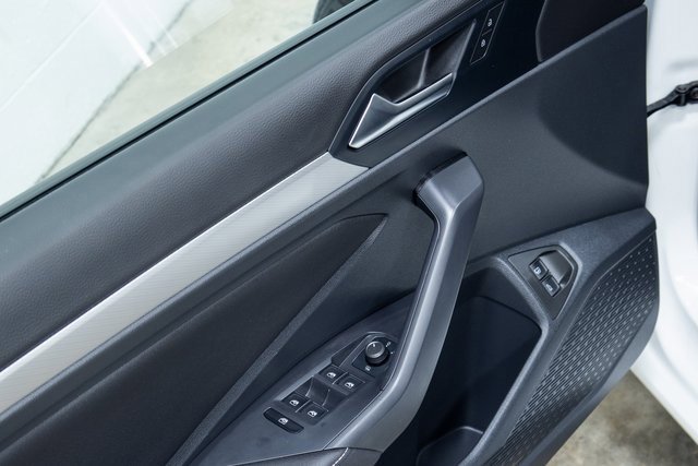 Used 2024 Volkswagen Jetta Sport image 14