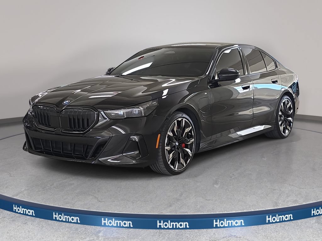 Certified 2026 BMW 550e xDrive AWD/4WD image 1