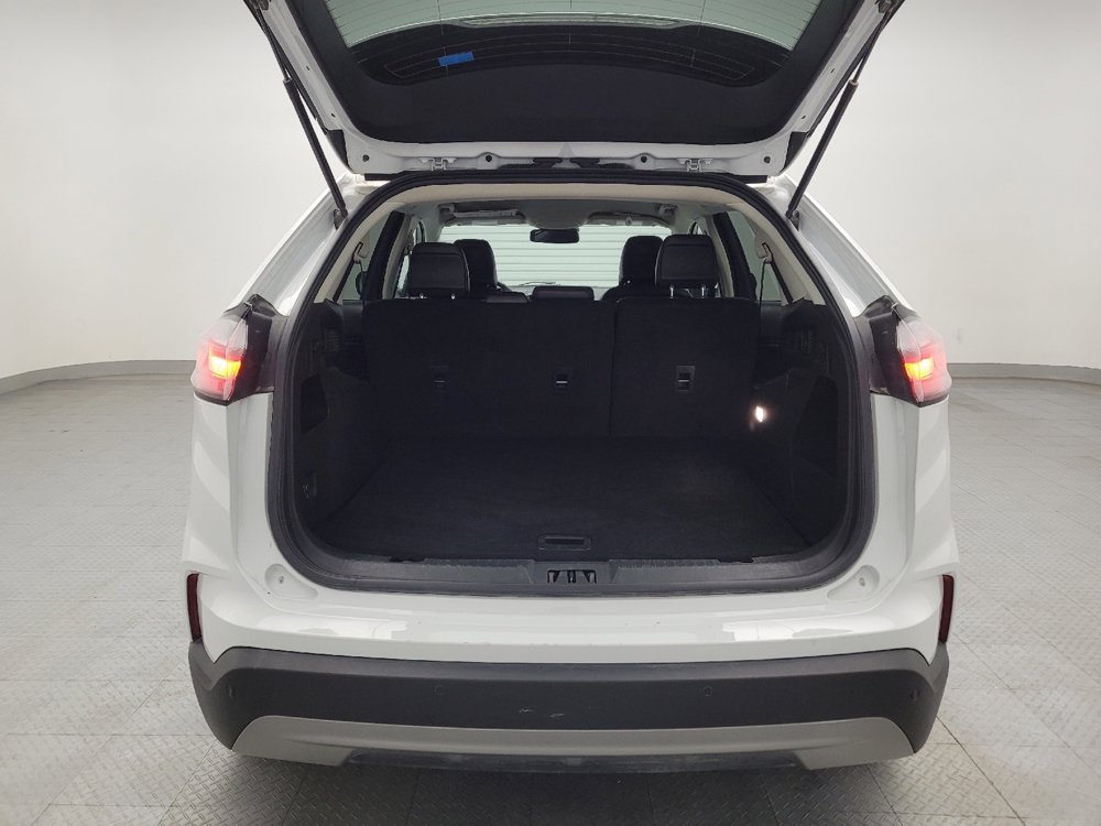 Used 2024 Ford Edge SEL image 29