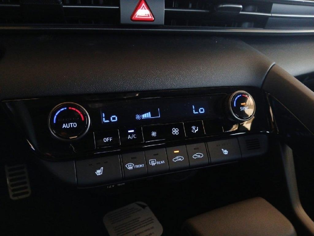 New 2026 Hyundai Elantra SEL Sport FWD image 20