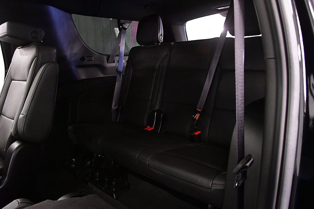 Used 2024 Chevrolet Suburban High Country AWD/4WD image 31