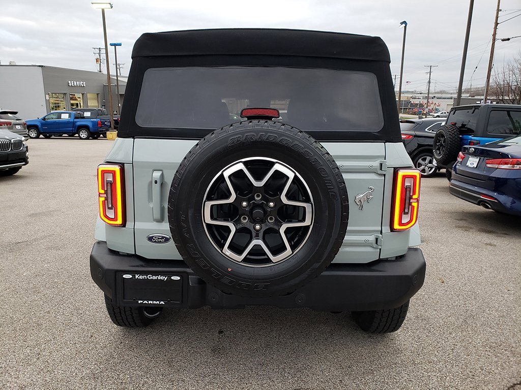 Used 2024 Ford Bronco Outer Banks image 6