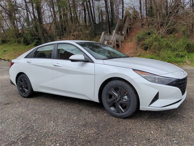 Used 2021 Hyundai Elantra SEL w/ Convenience Package