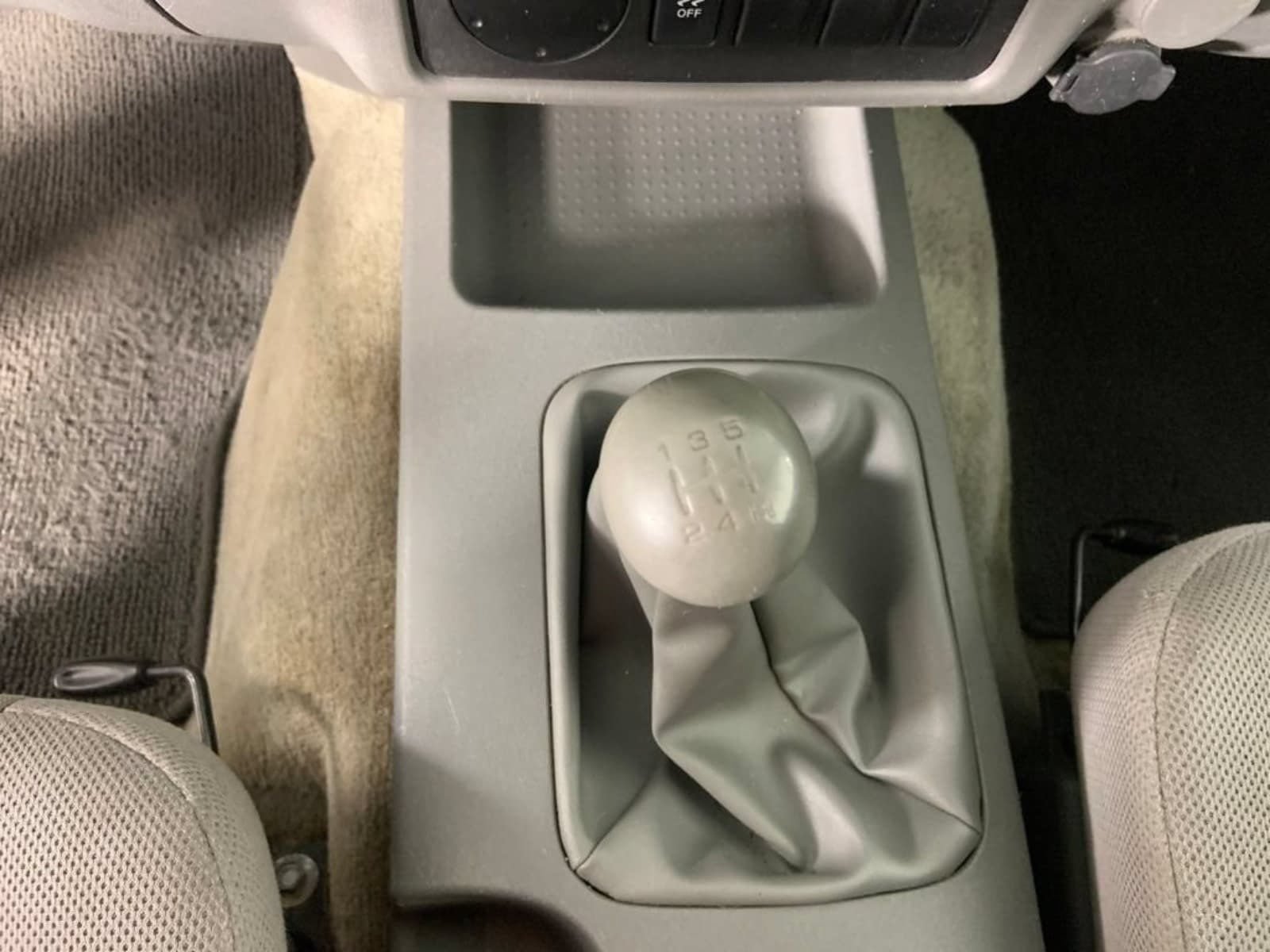 Used 2012 Nissan Frontier S RWD image 19
