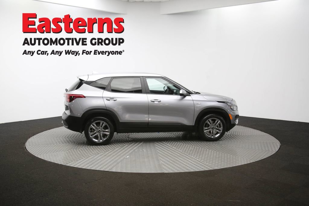 Used 2023 Kia Seltos LX image 45