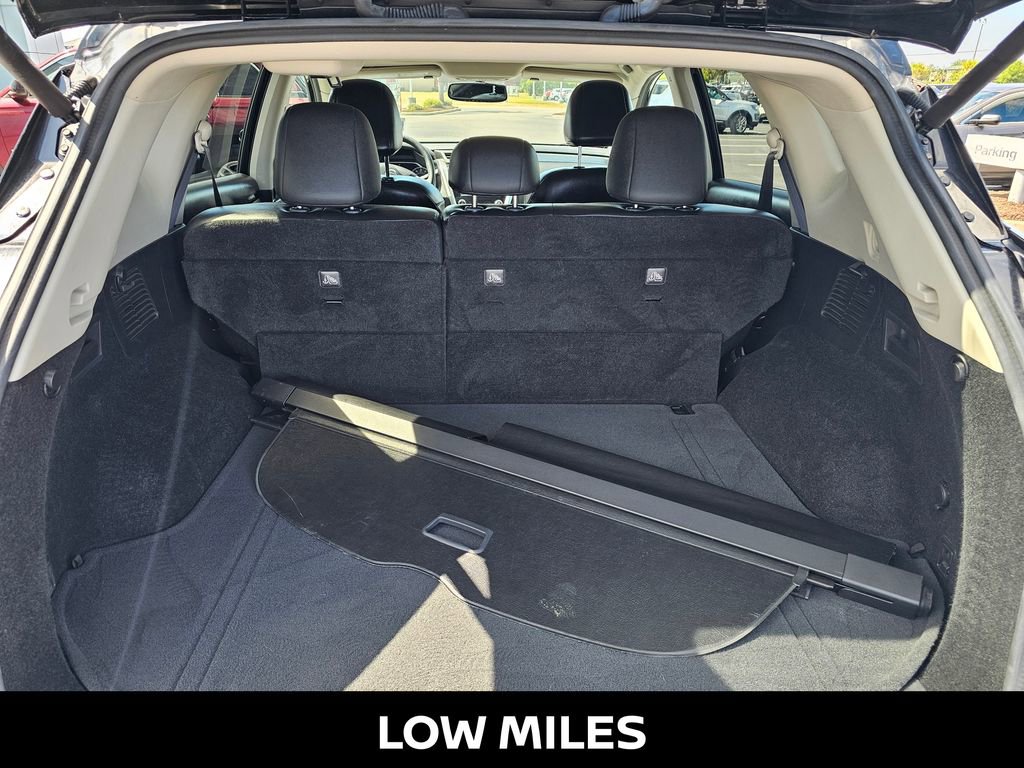 Used 2018 Nissan Murano SL w/ Moonroof Package AWD/4WD image 13