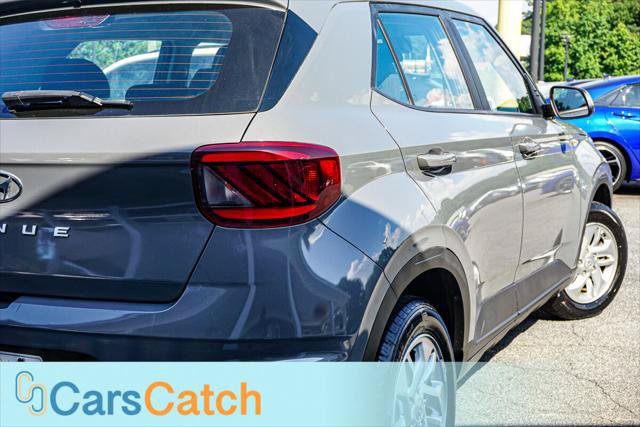 Used 2021 Hyundai Venue SE FWD image 7