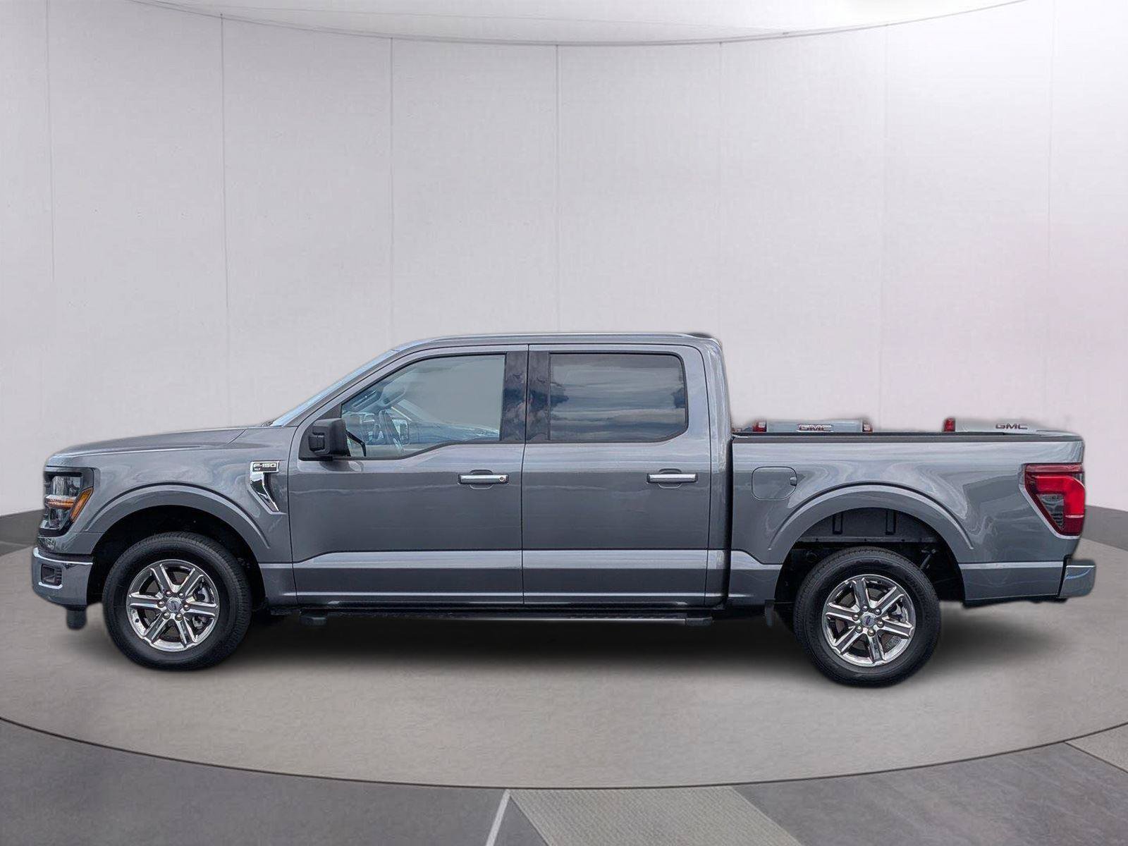 Used 2025 Ford F150 XLT w/ Equipment Group 301A Standard RWD image 2