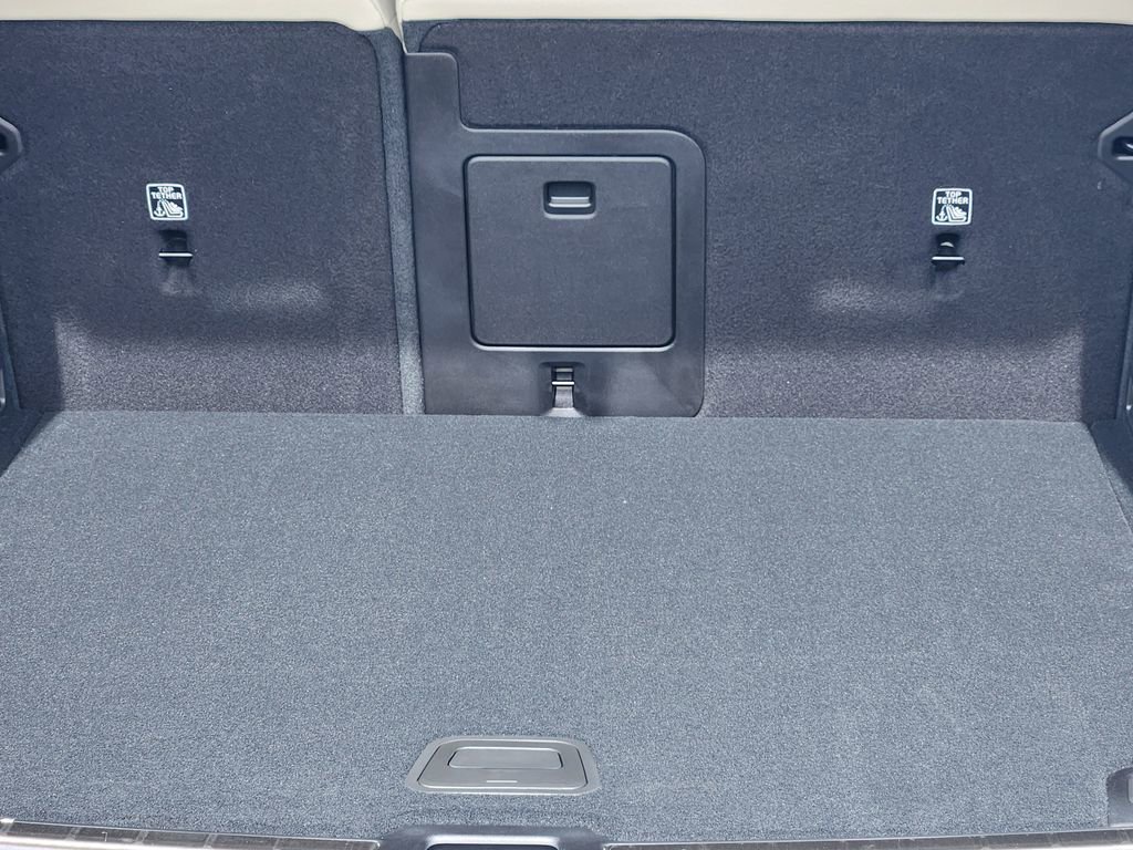 New 2026 Volvo XC60 B5 Ultra w/ Protection Package Premier image 20