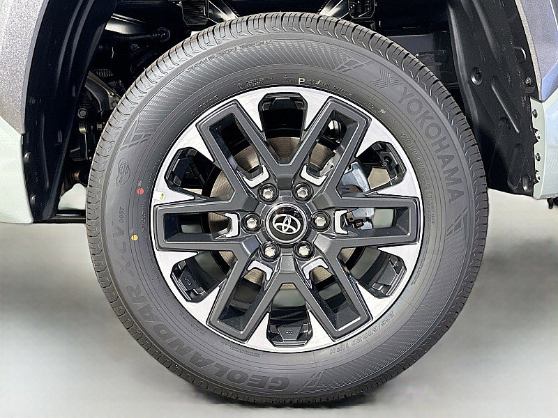 New 2026 Toyota Tundra Limited image 18