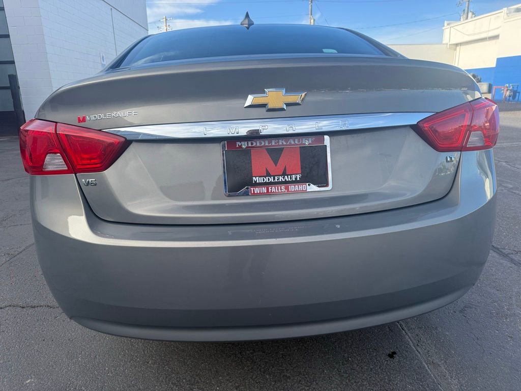 Used 2017 Chevrolet Impala LT FWD image 5
