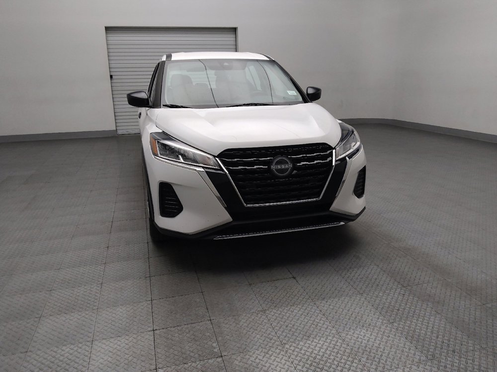 Used 2022 Nissan Kicks S image 14