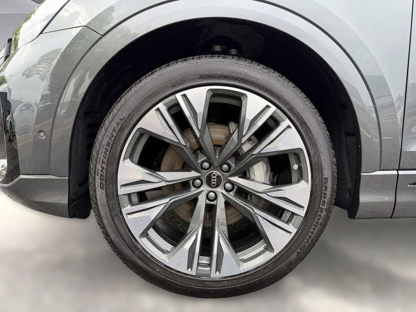 New 2027 Audi Q8 Premium Plus AWD/4WD image 13