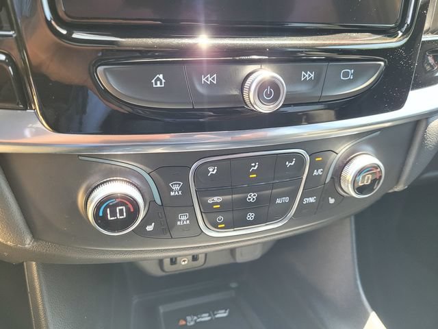 Used 2023 Chevrolet Traverse LT w/ LPO, Cargo Package AWD/4WD image 21