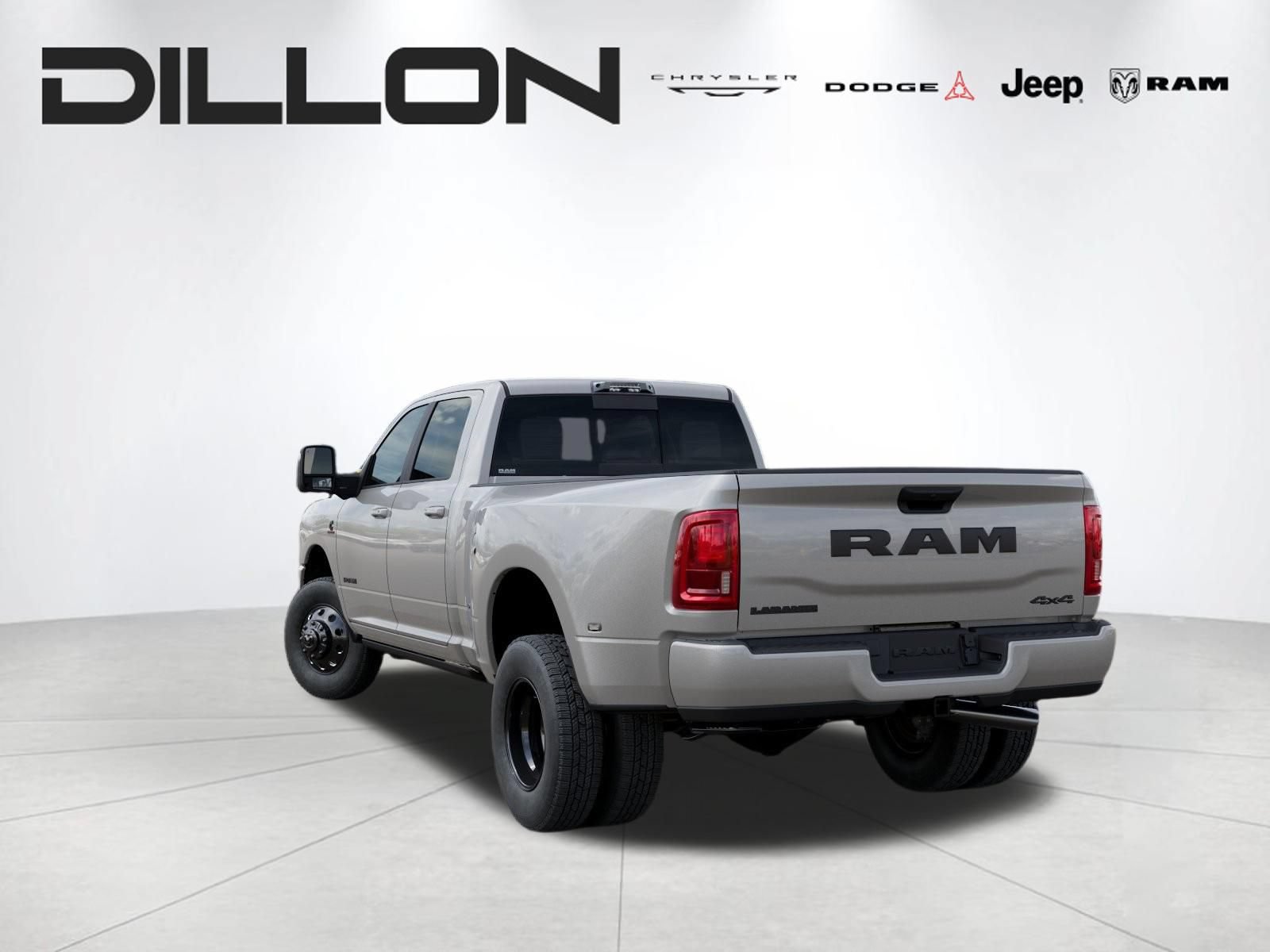 New 2026 RAM 3500 Laramie AWD/4WD image 4