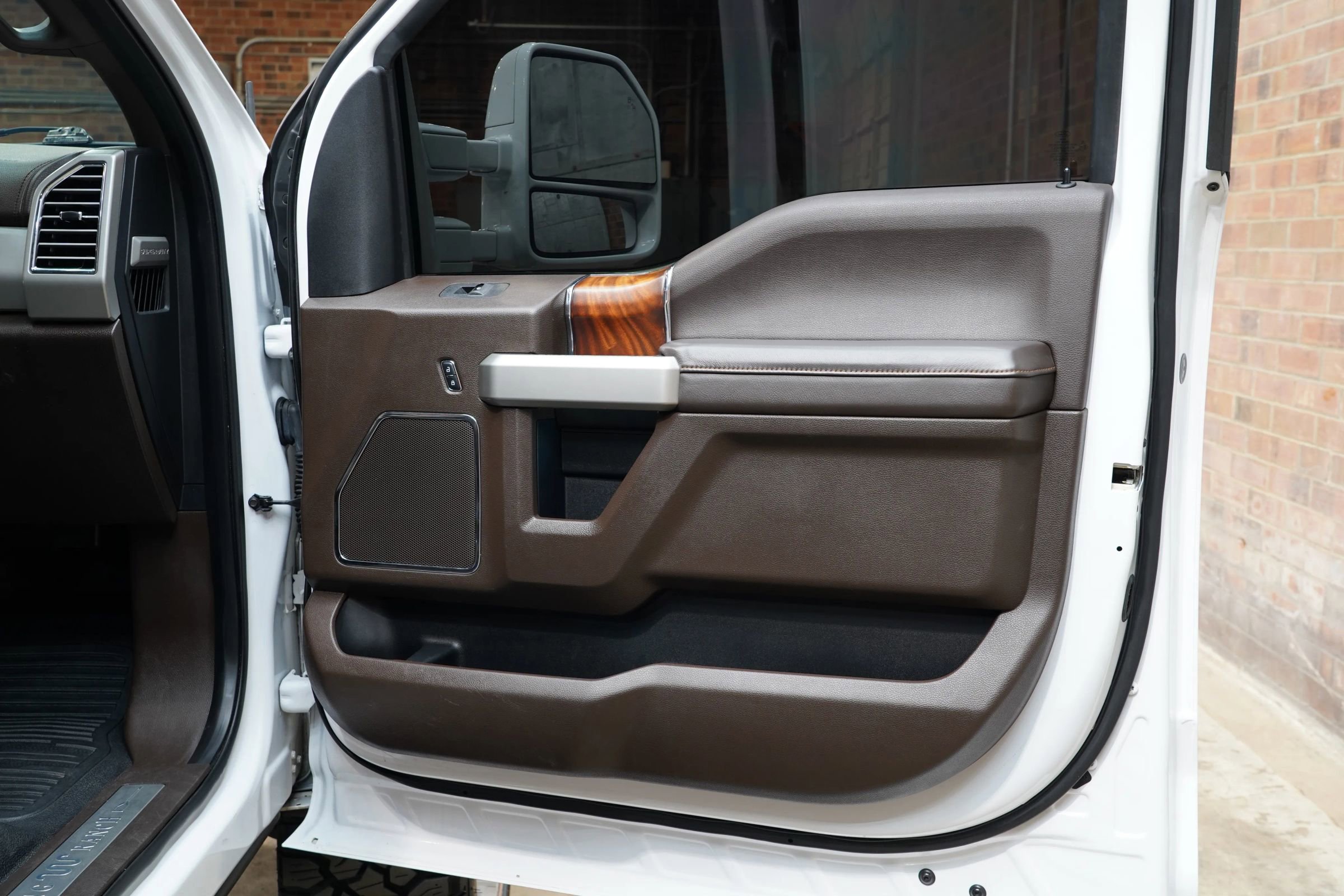 Used 2017 Ford F250 King Ranch w/ King Ranch Ultimate Package image 49