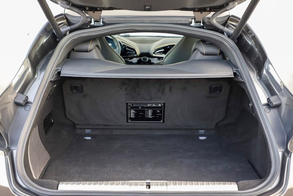 Certified 2025 Ferrari Purosangue image 41