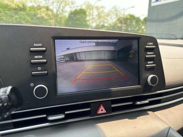 Used 2021 Hyundai Elantra SEL image 13