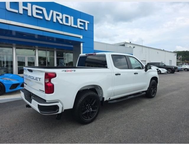 New 2026 Chevrolet Silverado 1500 Custom w/ Turbomax Blackout Package AWD/4WD image 7
