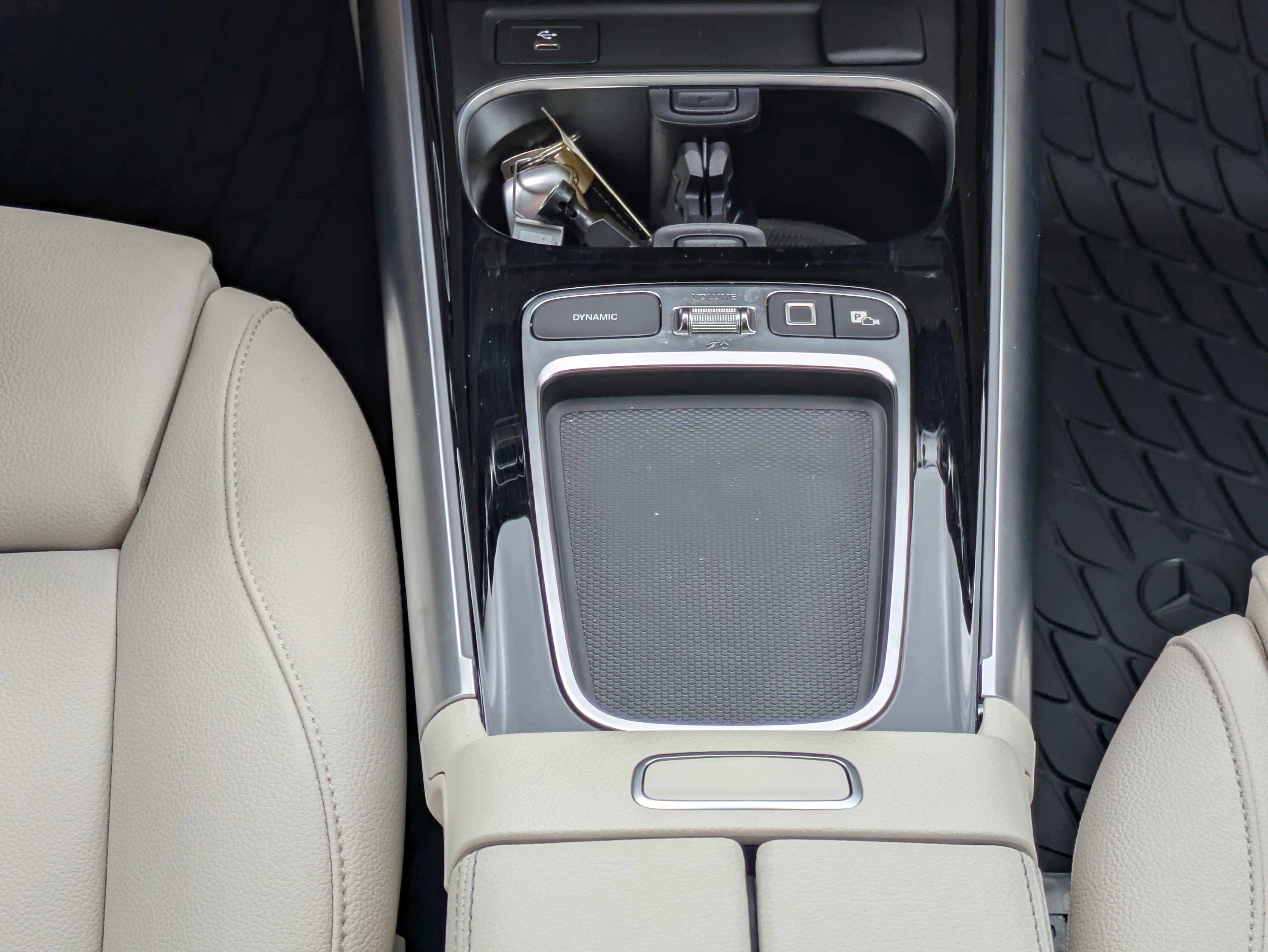 Used 2025 Mercedes-Benz GLA 250 4MATIC image 19