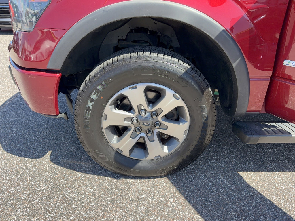 Used 2014 Ford F150 FX4 w/ Equipment Group 402A Luxury image 29