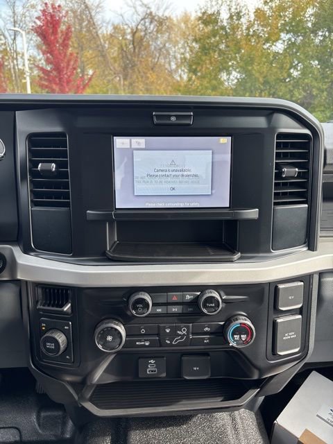New 2026 Ford F550 4x4 Crew Cab image 25
