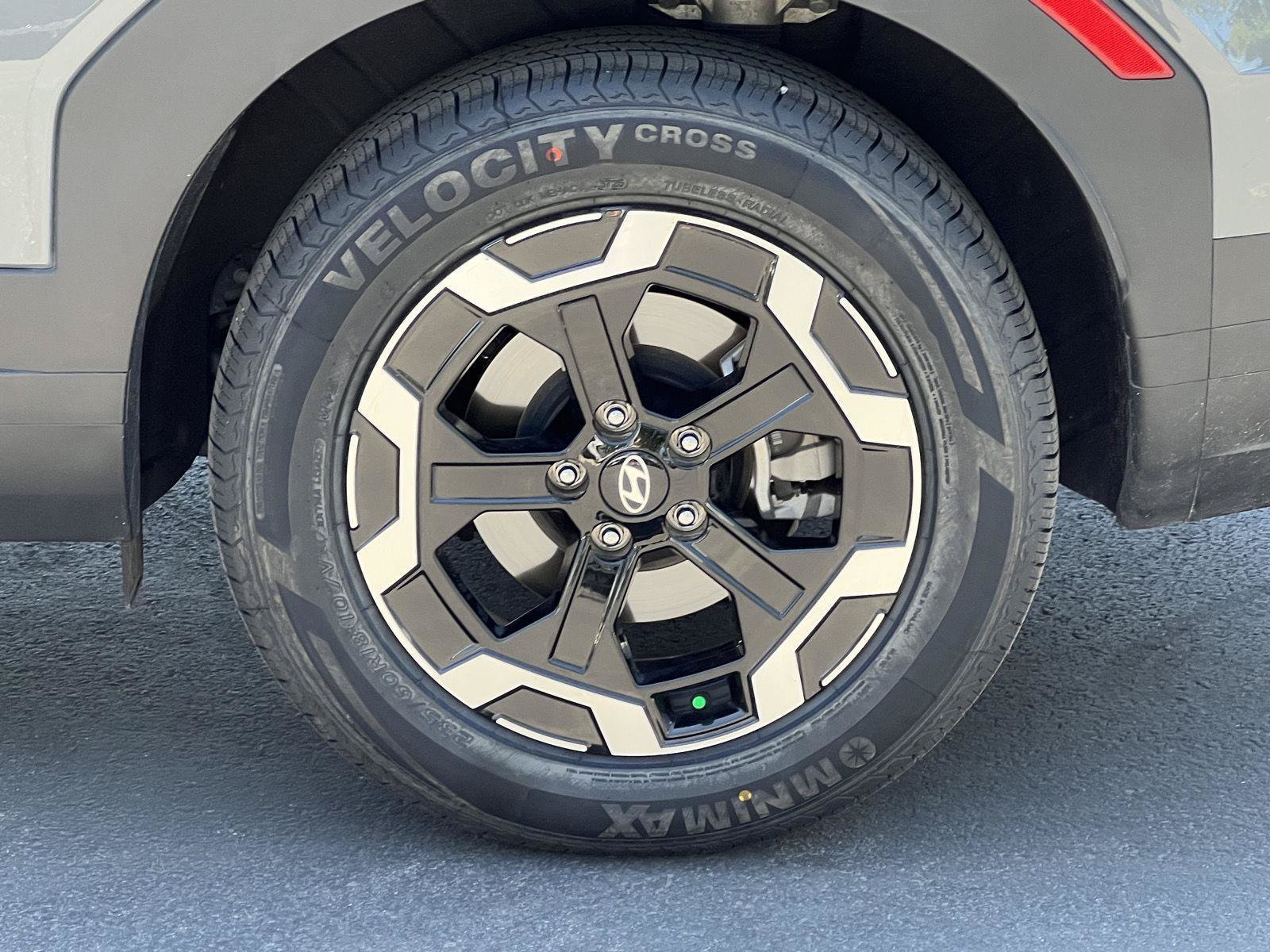Certified 2024 Hyundai Santa Fe SE AWD/4WD image 14