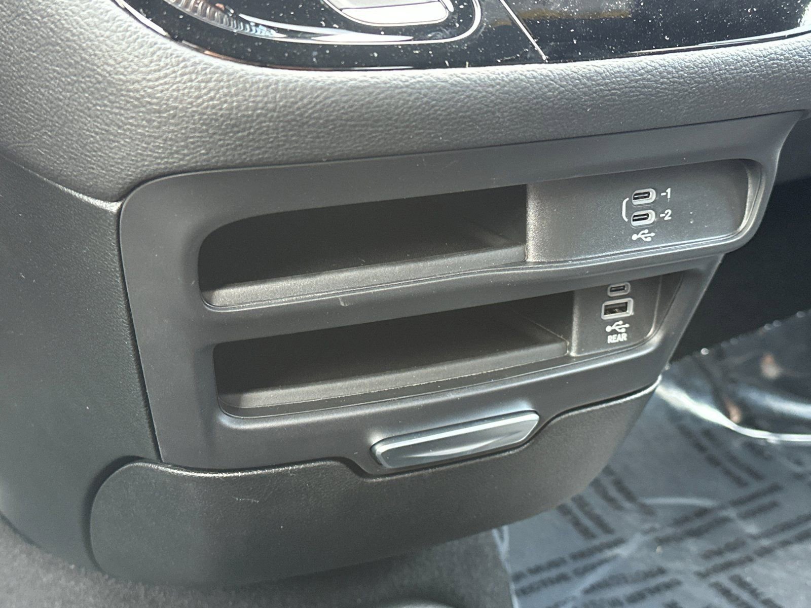 New 2026 Chrysler Pacifica Select image 25