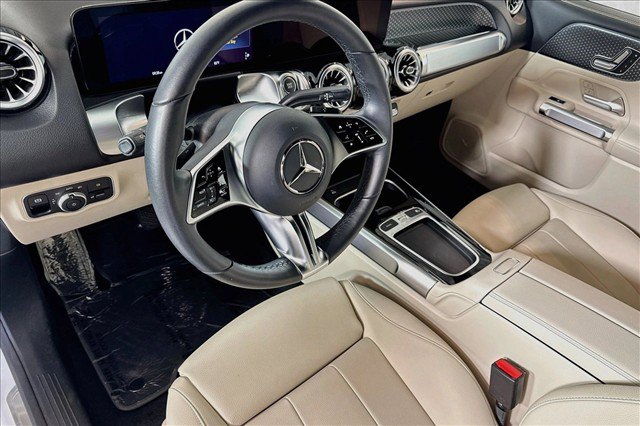 Used 2024 Mercedes-Benz EQB 250+ image 9