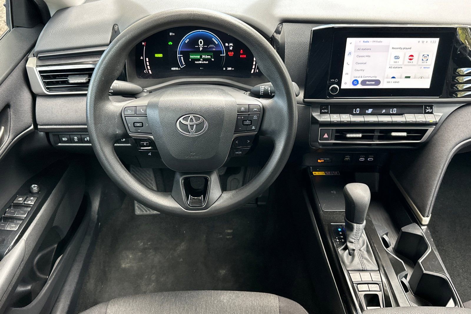 Used 2025 Toyota Camry LE image 14