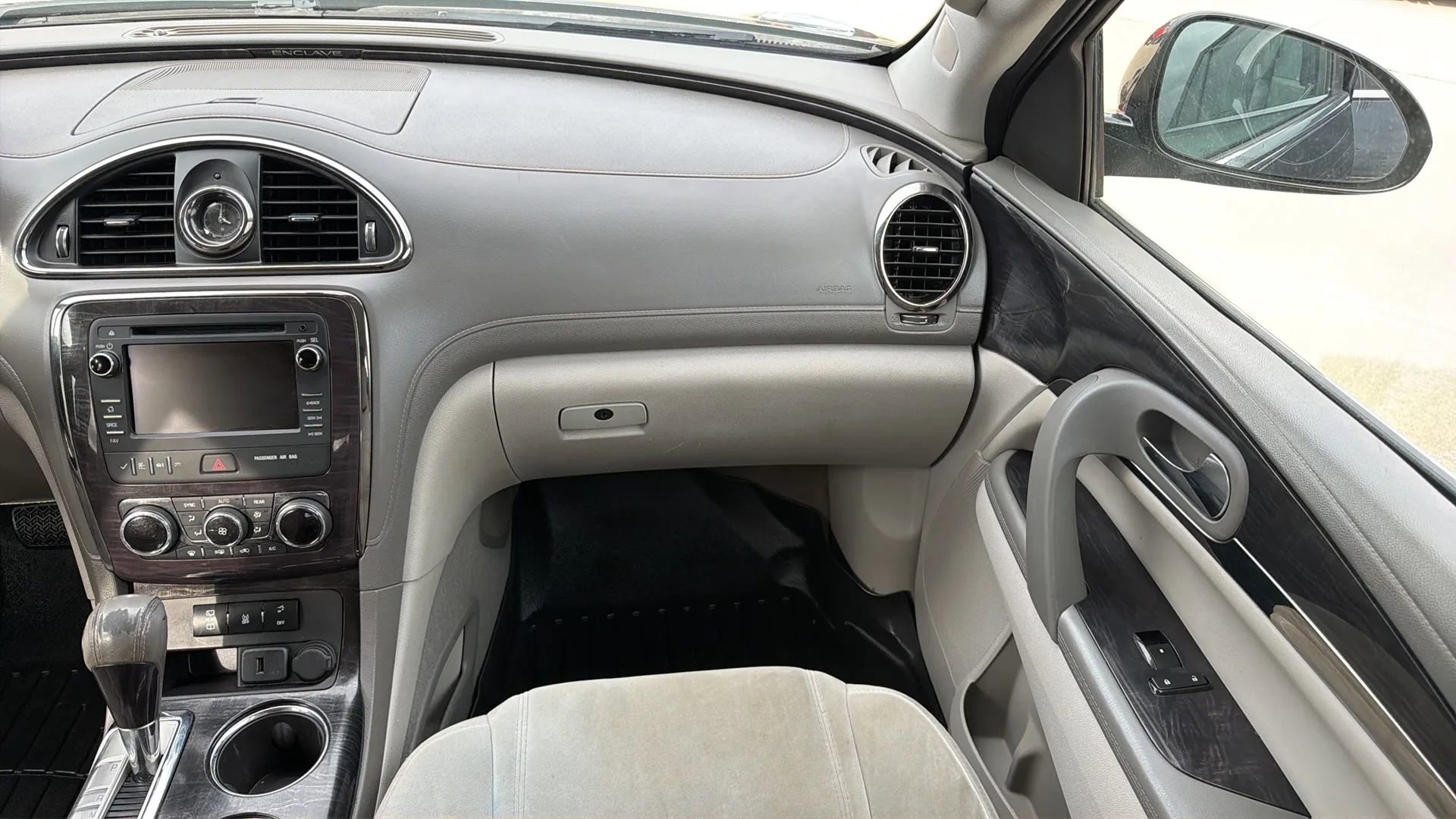 Used 2015 Buick Enclave Convenience FWD image 67